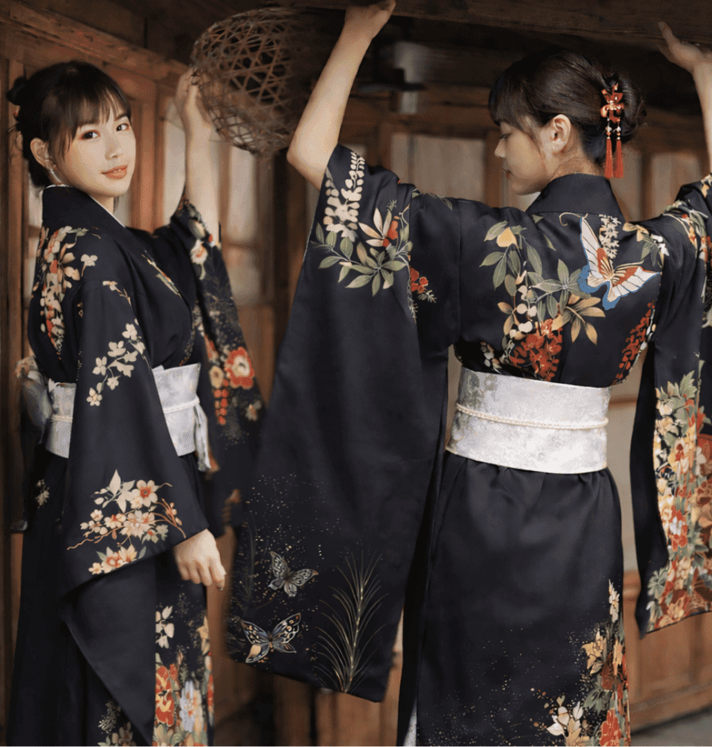 Yukata / Kimono Tradicional Preto — Tecido Leve e Confortável