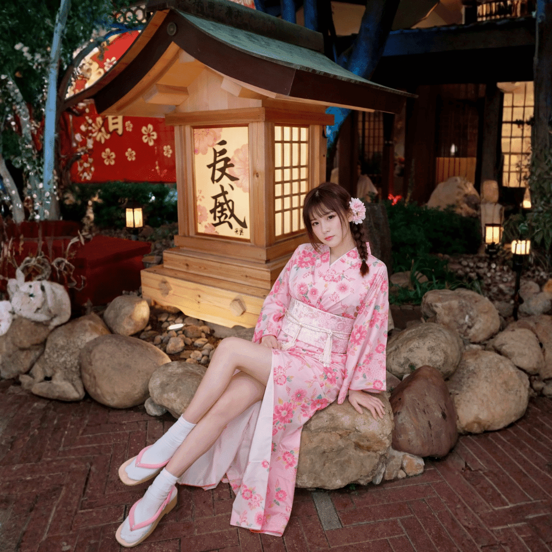 Yukata / Kimono Tradicional Rosa Florido — Tecido Leve e Confortável